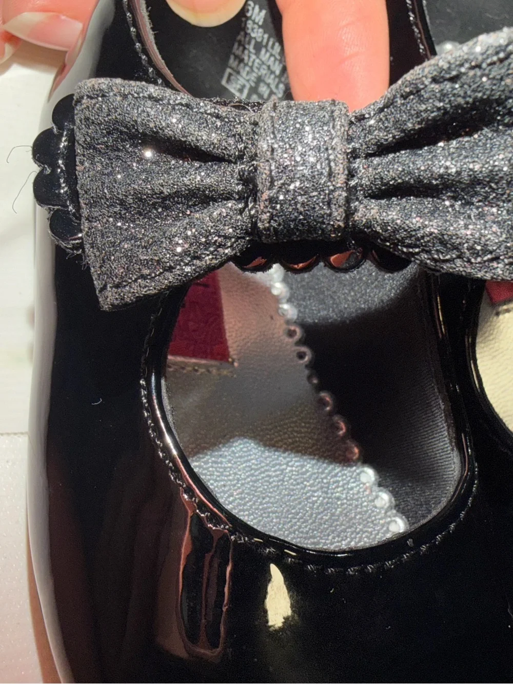 NEW Girls Black Patent Mary Jane Dress Shoes size 6 never worn